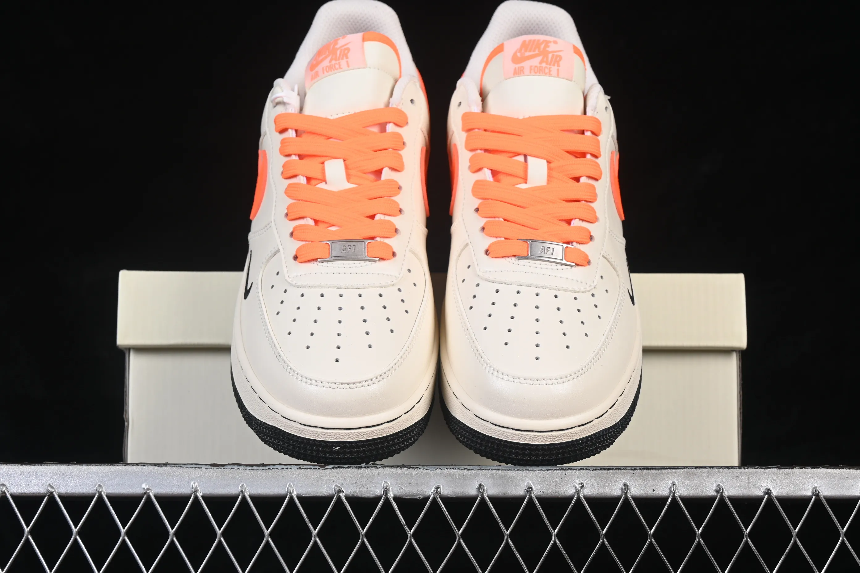 All categories Nk Air Force 1 Air Force series Nk Air Force 1 Low Air Force low-top Nike Air Force 1'07 Low off-white bright orange Air Force low-top casual sneakers NH0601-582